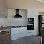Healthy Abelia Apartment