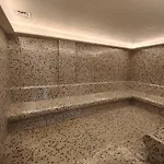 Healthy Abelia Apartment